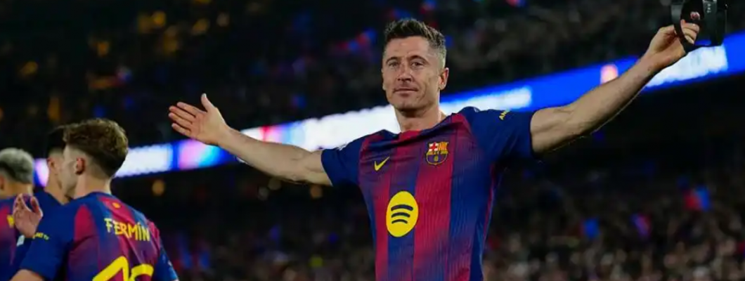 Lewandowski stoi przed wyborem: zostać w Barcelonie czy podnieść pensję