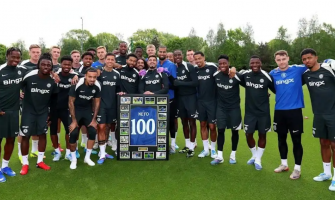 Neto osiąga setny występ w barwach Chelsea