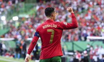 Messi i Ronaldo strzelili 7 goli w ciągu jednej nocy